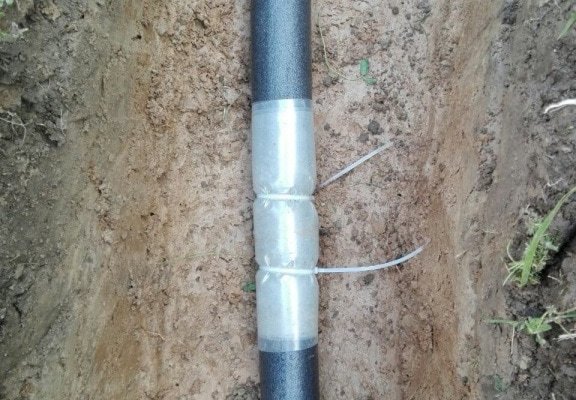 Укладка дренажной трубы в термоизоляции и с греющим кабелем